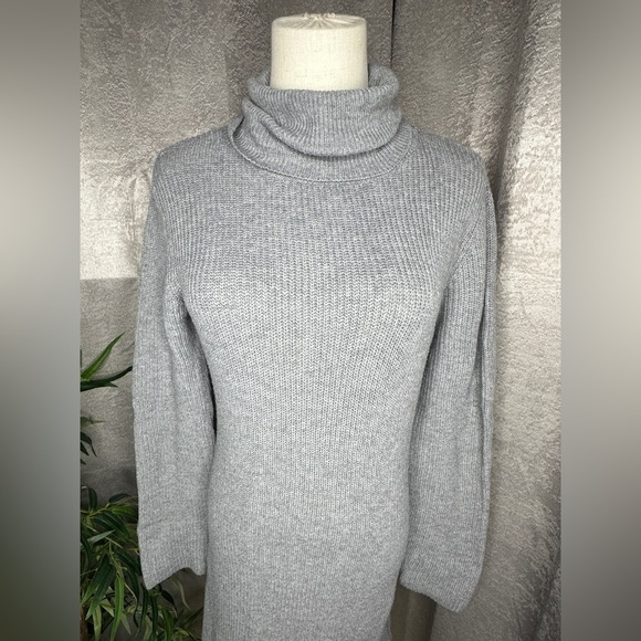 NWT Lulus Sheerah Heather Grey Turtleneck Knit Midi Sweater Dress Sz S - Picture 4 of 12